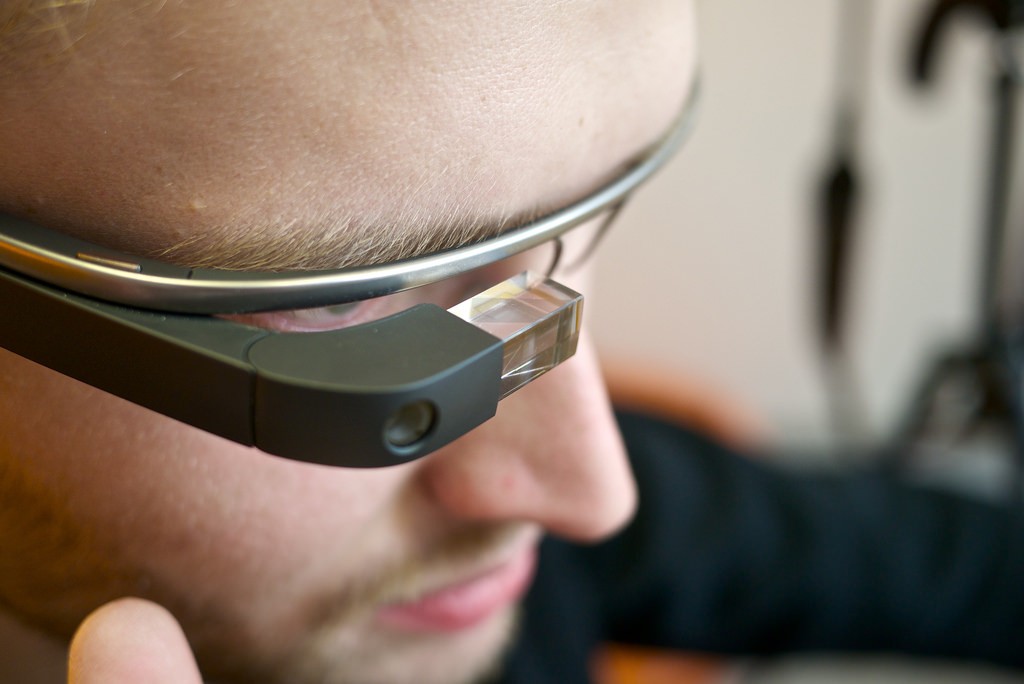 Should mobile workforce management include smart glasses?