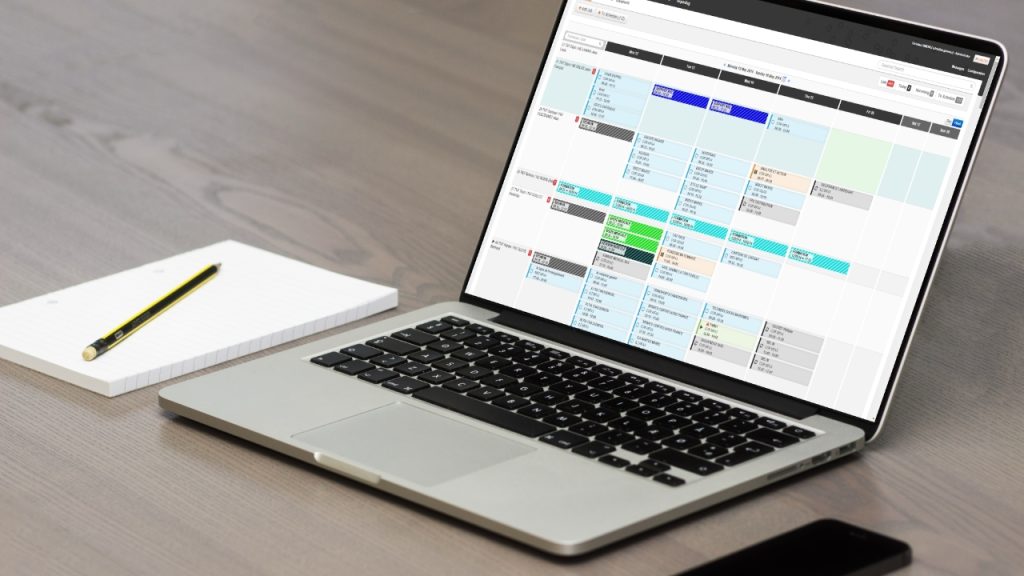7 Tips to Choose the Best Workforce Scheduling Software in 2026